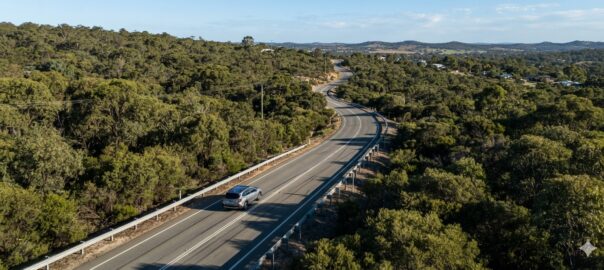 A picture of car driving up the Brookton Highway towards Bedfordale